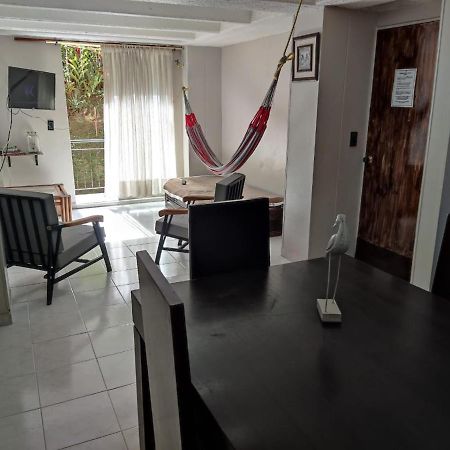 Apartamento 201 Amplio Y Comodo Medellin 90 Mts Buitenkant foto